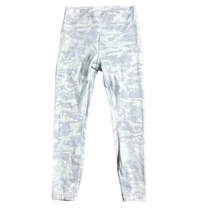 Lululemon wunder under high rise right luxtreme camo 8